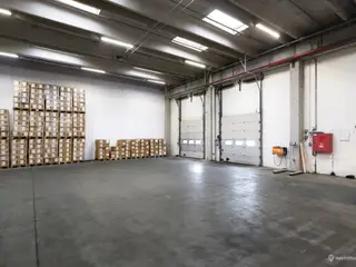 3.531 m² højloftet lager i Vejle nord tæt på motorvej E45