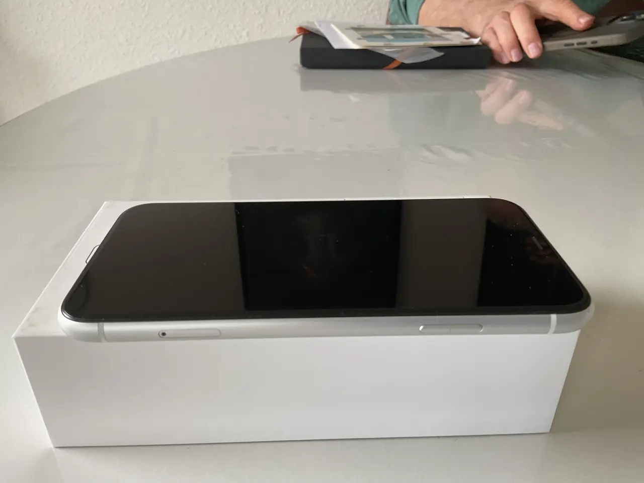 Billede 2 - Iphone XR 64 GB i hvid