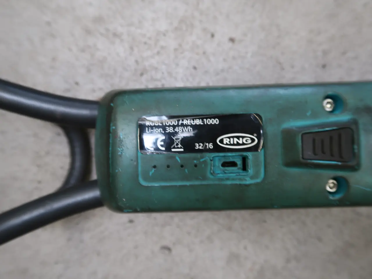 Billede 3 - Arbejdslampe samt lygtebom RING