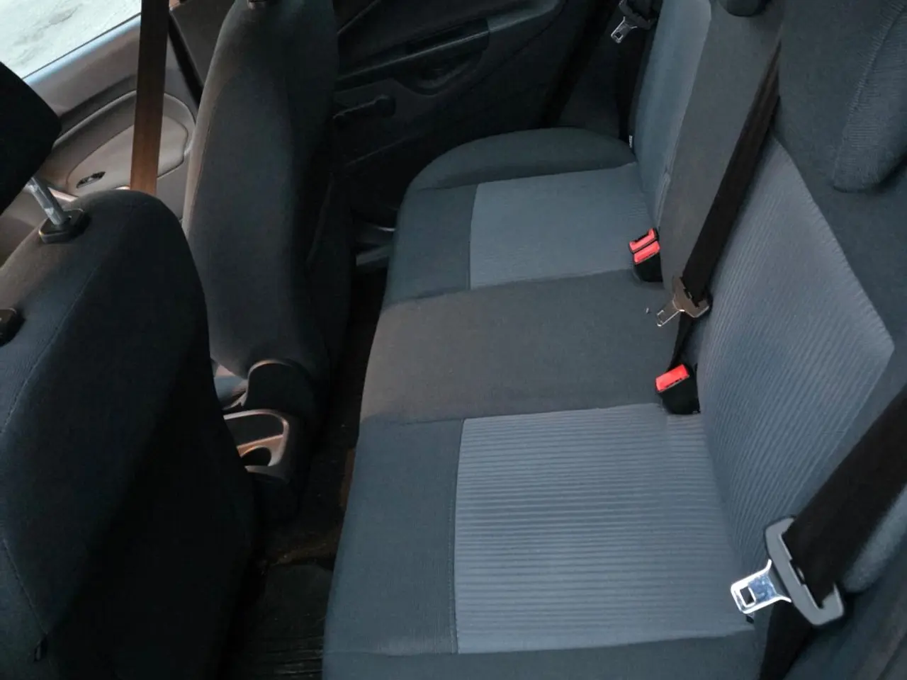 Billede 5 - Til salg: Ford Fiesta 2010