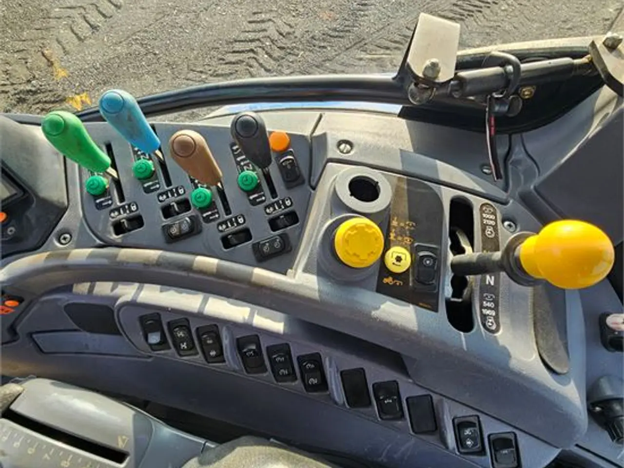 Billede 13 - New Holland TS135A PLUS - 135 HK