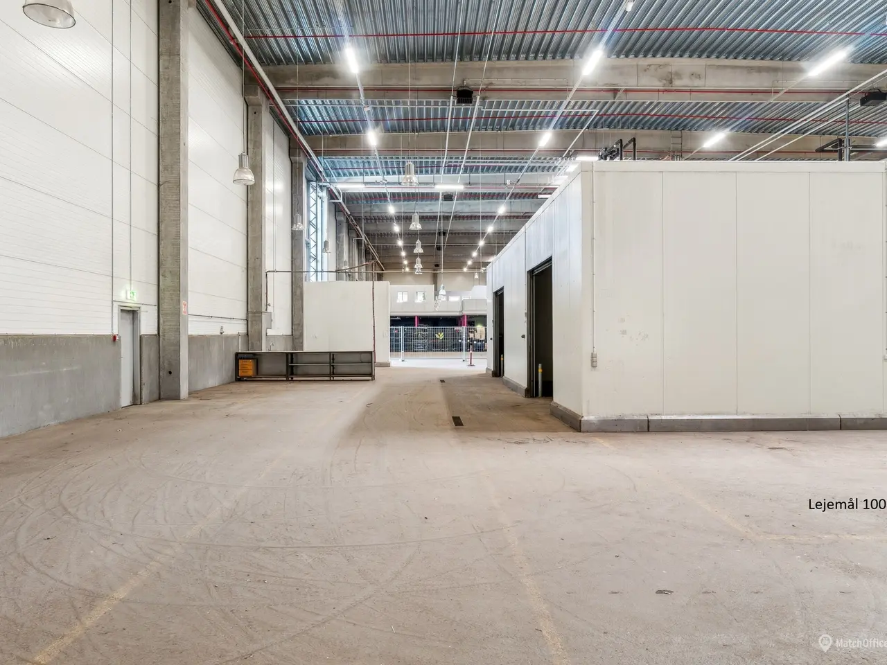 Billede 12 - Logistiklejemål med porte og ramper og en loftshøjde op til 10 meter