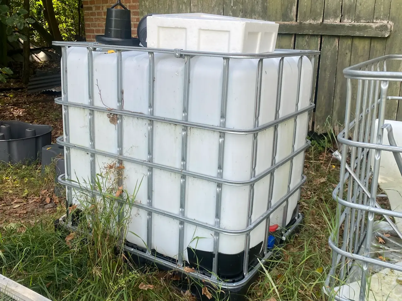 Billede 3 - IBC pallettank plast beholder med stålgitter