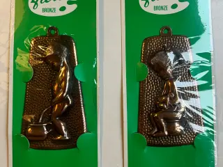 Smukke bronze toilet skilte fra 70’erne