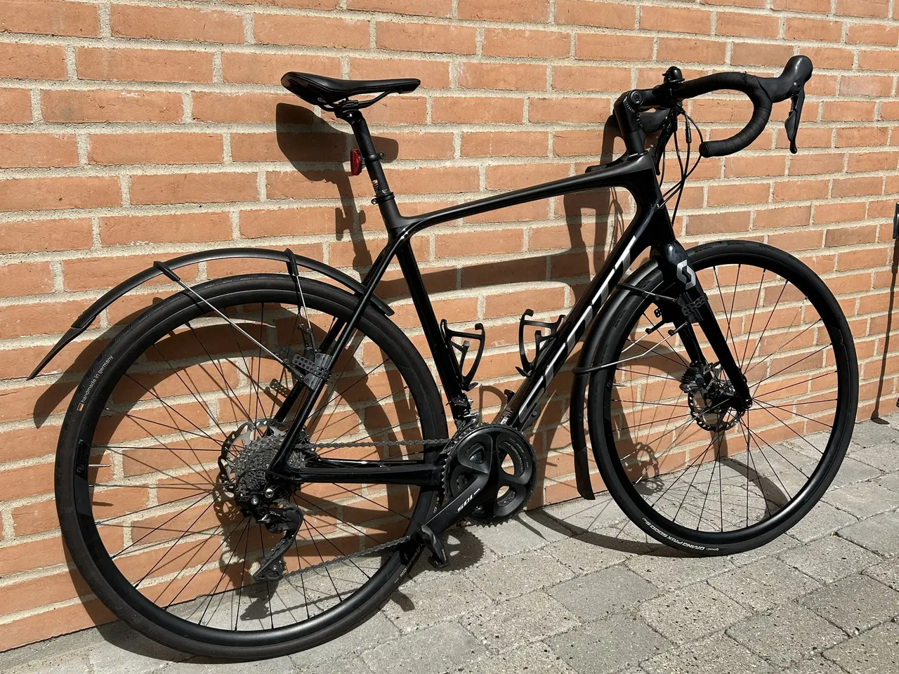 Billede 1 - Scott Addict 20 Disc. årgang 2021