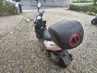 VGA explora euro 4, 30 km/t