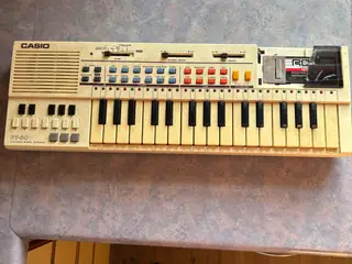 CASIO PT-80
