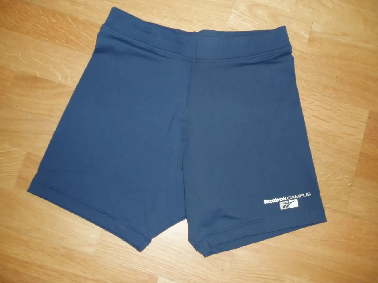 Billede 1 - Reebok træningsshorts str. m/40