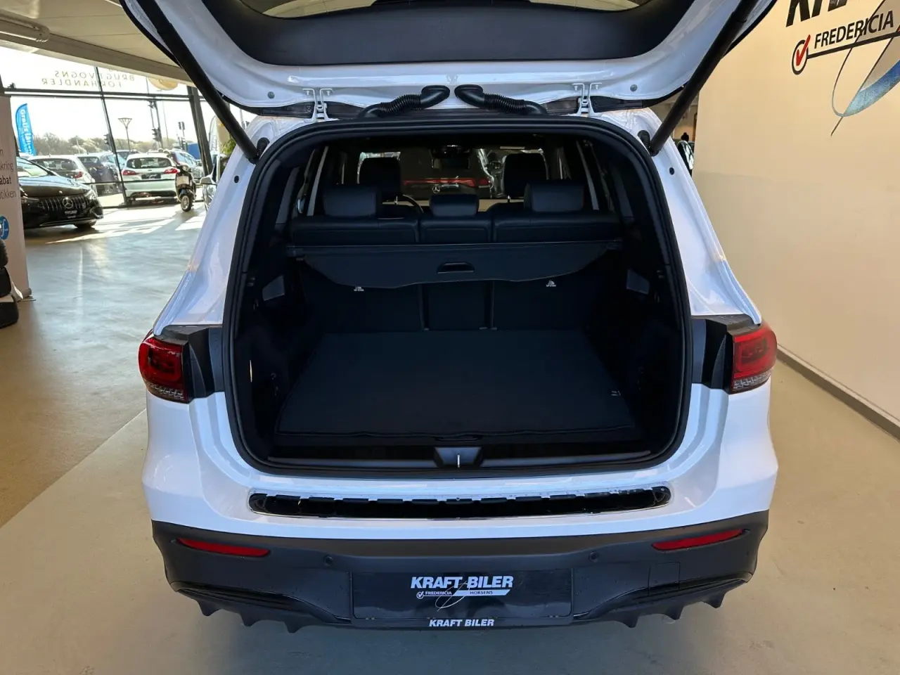 Billede 8 - Mercedes EQB350  AMG Line 4Matic