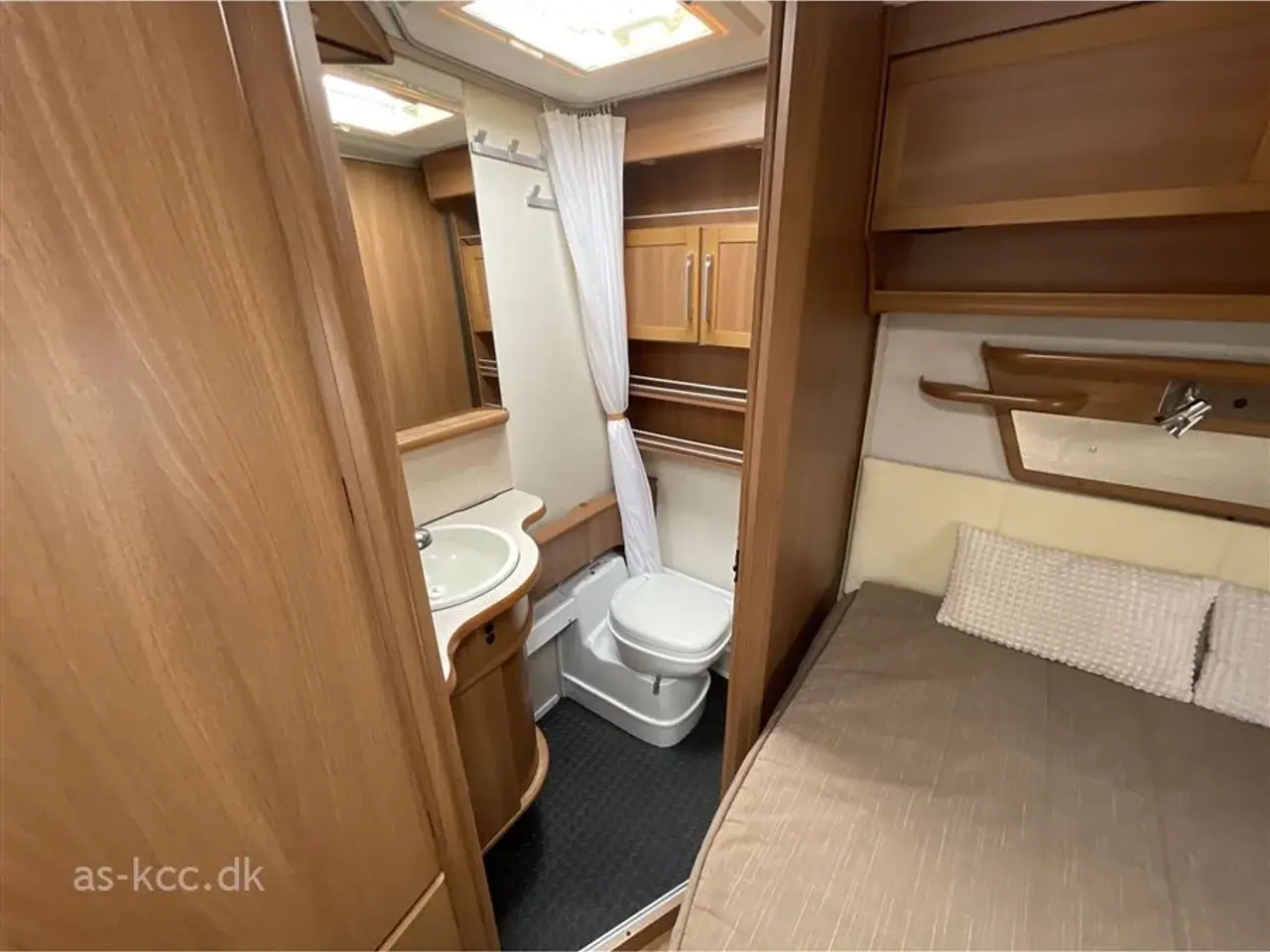 Billede 8 - 2009 - Kabe Royal 720