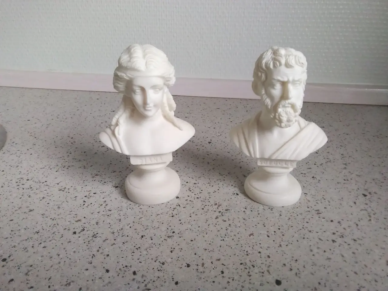 Billede 1 - Alabastfigurer