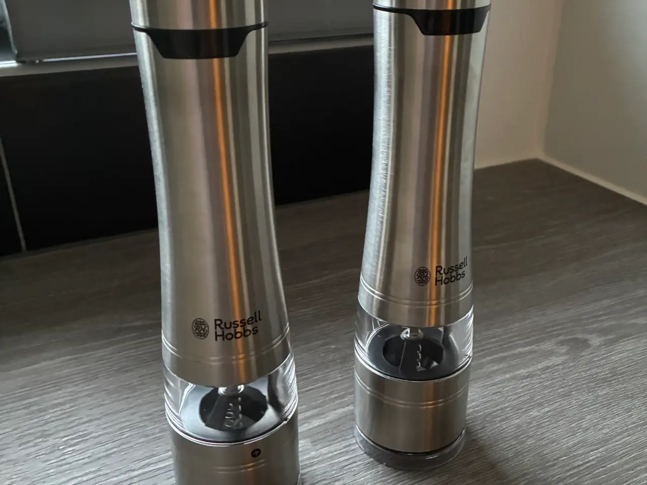 Billede 2 - Russell Hobbs elektrisk salt- og peberkværn sæt