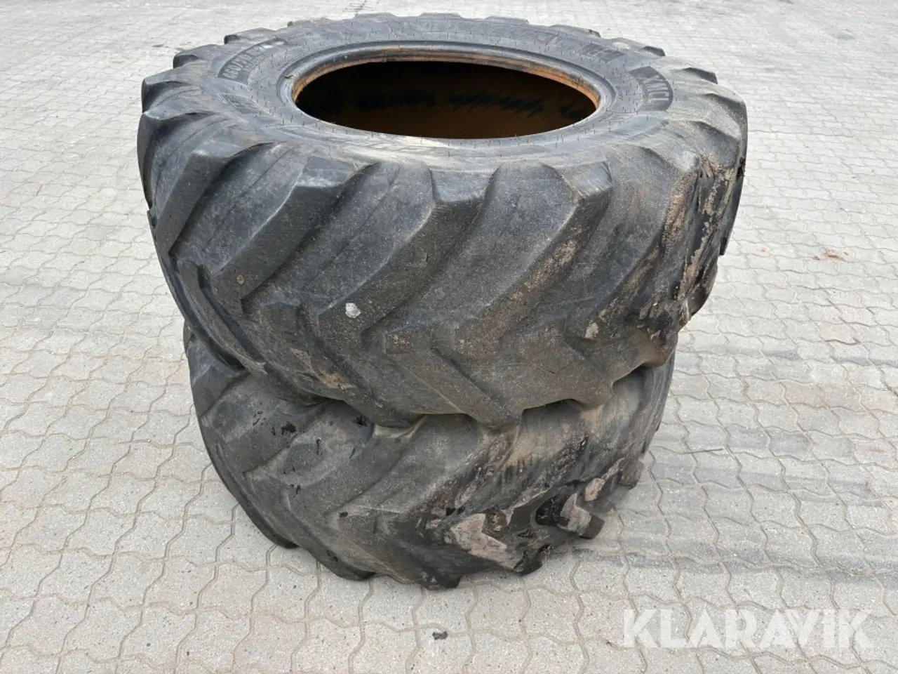 Billede 2 - Landbrugsdæk Michelin 460/70R24 2 styk