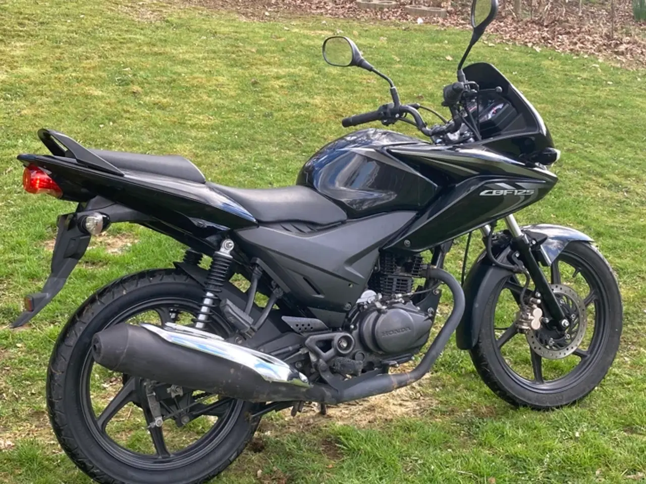 Billede 2 - Honda CBF 125. Økonomisk begynder /pendler mc.
