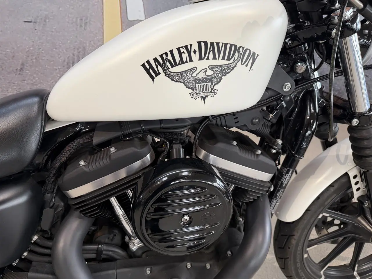 Billede 4 - Harley-Davidson XL 883 N Iron Sportster