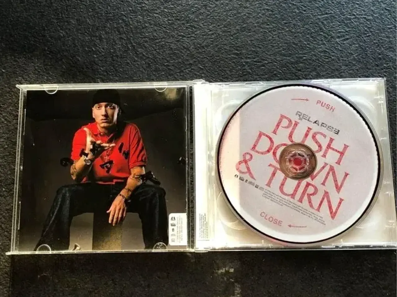Billede 2 - Eminem - dobbelt CD