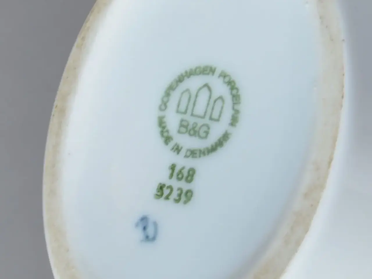 Billede 1 - flot B & G vase ; SKAL SES !