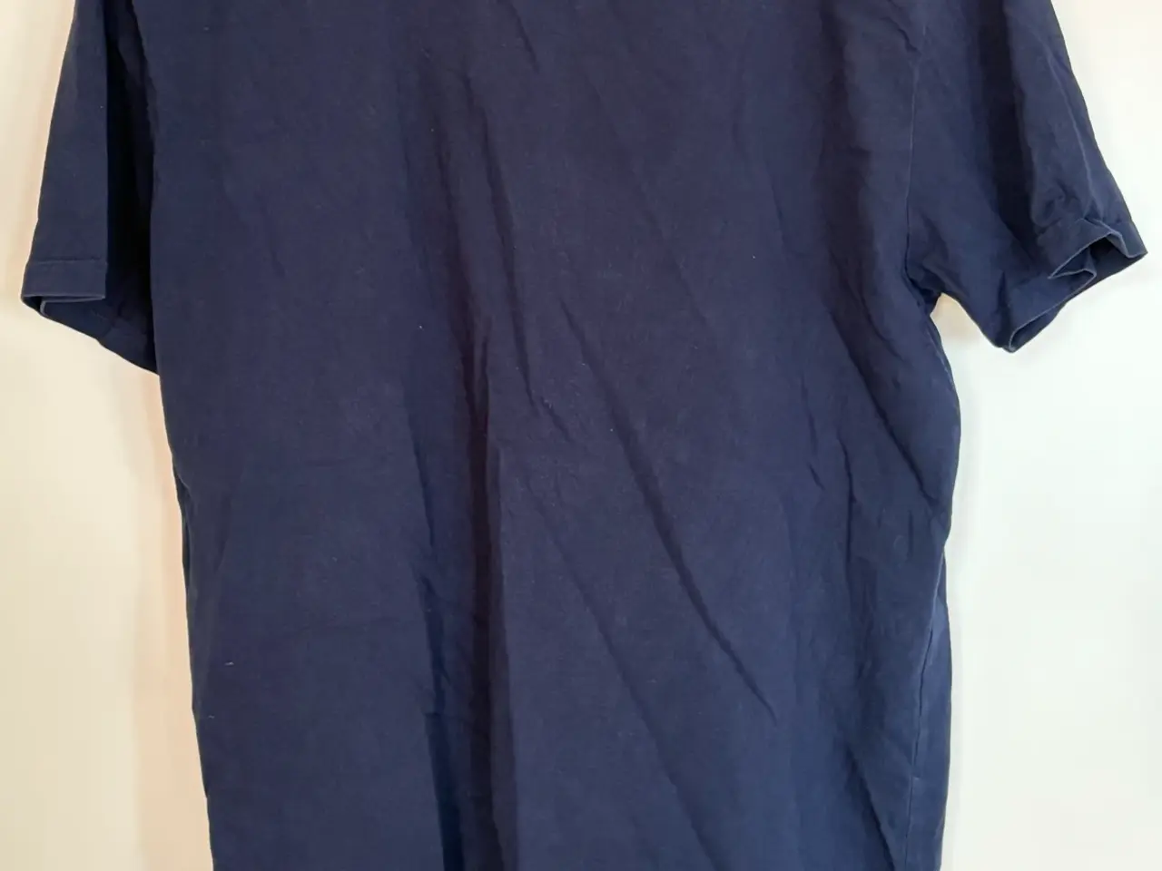 Billede 2 - Hjemhavn t-shirt i XL 