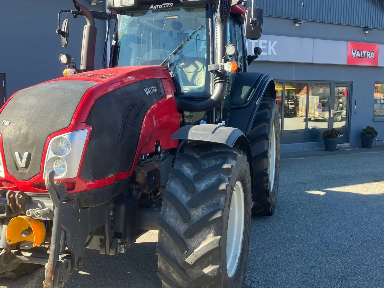 Billede 1 - Valtra T153 HiTech