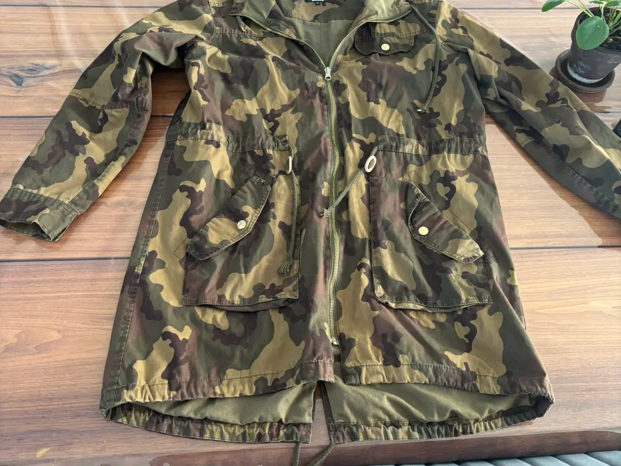 Billede 1 - Jakke camouflage str m (stor i str)