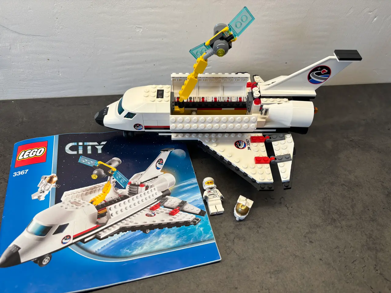 Billede 10 - 8 x LEGO City sæt inkl. 18 minifigurer