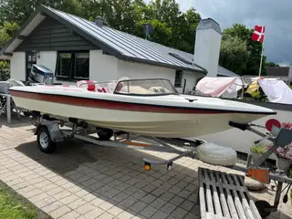 15 fod Speedbåd Global Mirage med 90 Hk. Yamaha