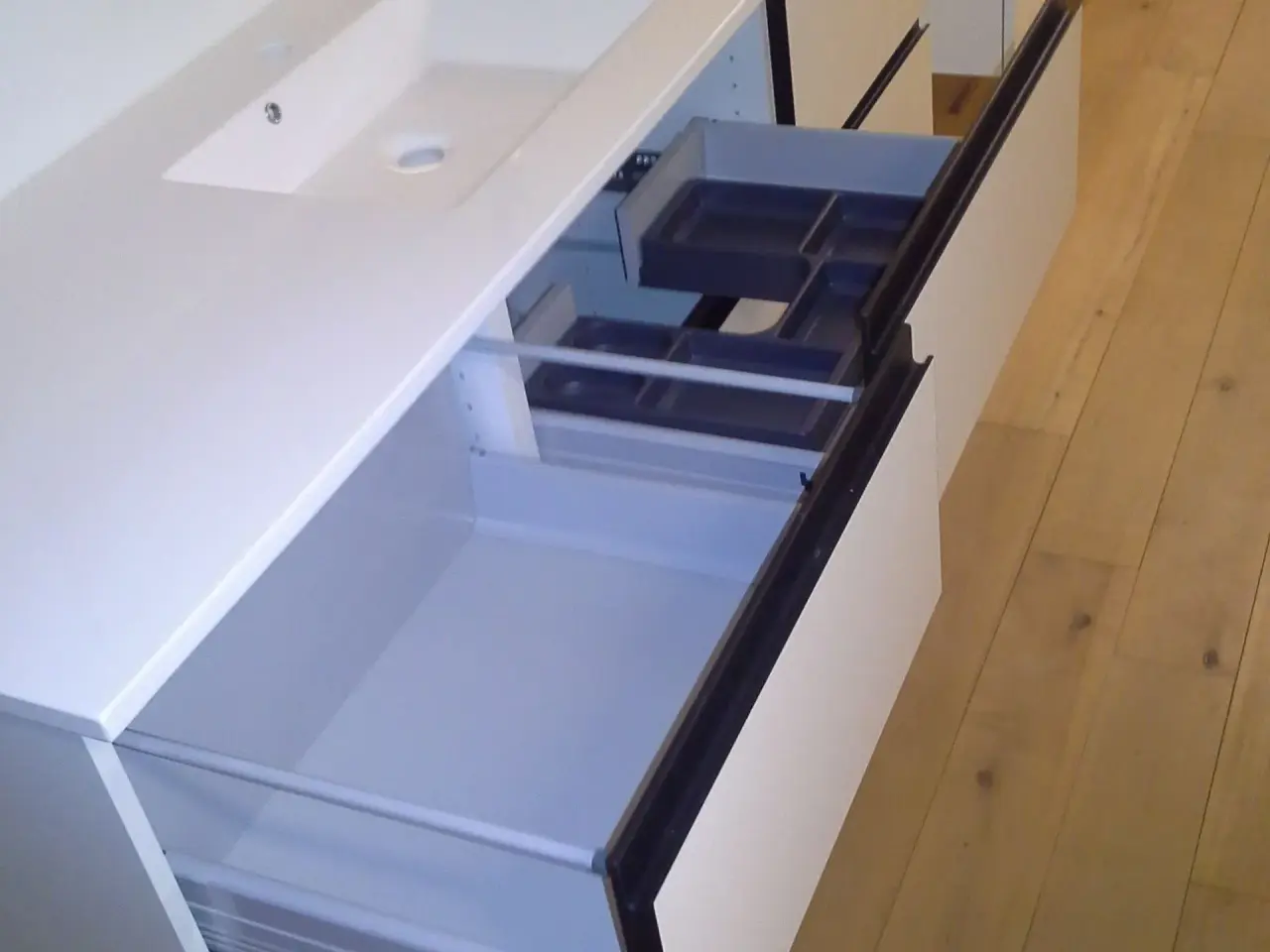 Billede 2 - Bademiljø. 160 cm