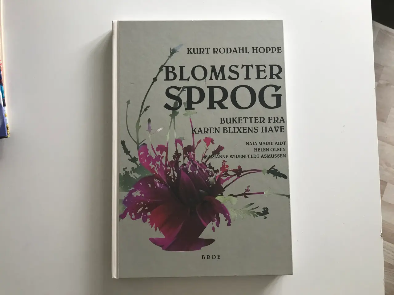 Billede 1 - Blomstersprog  - Buketter fra Karen Blixens Have