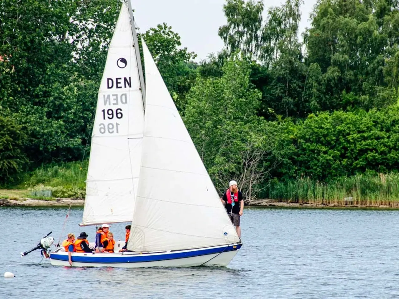 Billede 6 - Svendborg Senior Sejlbåd med Påhængsmotor