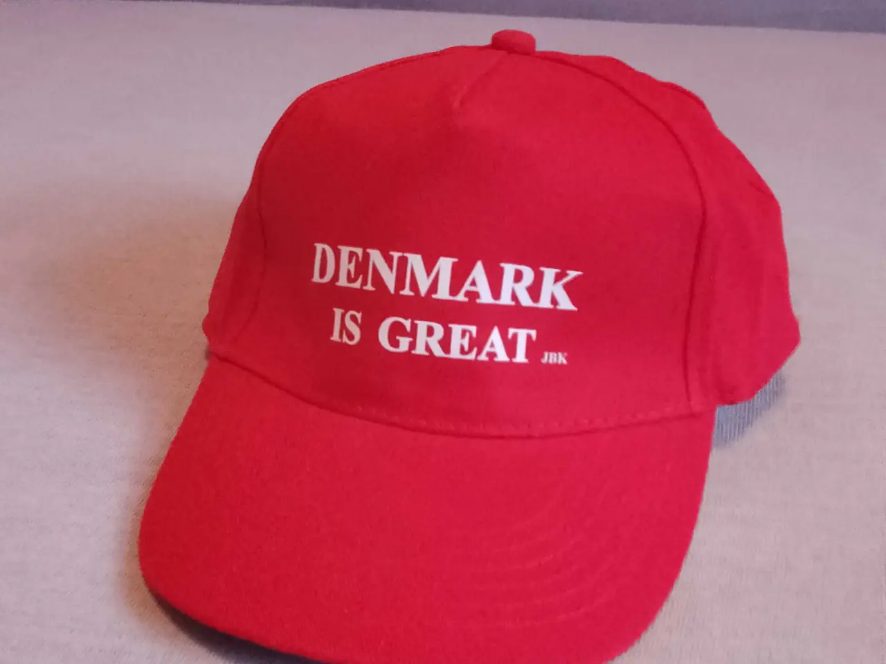 Billede 1 - Røde caps med teksten Denmark is Great