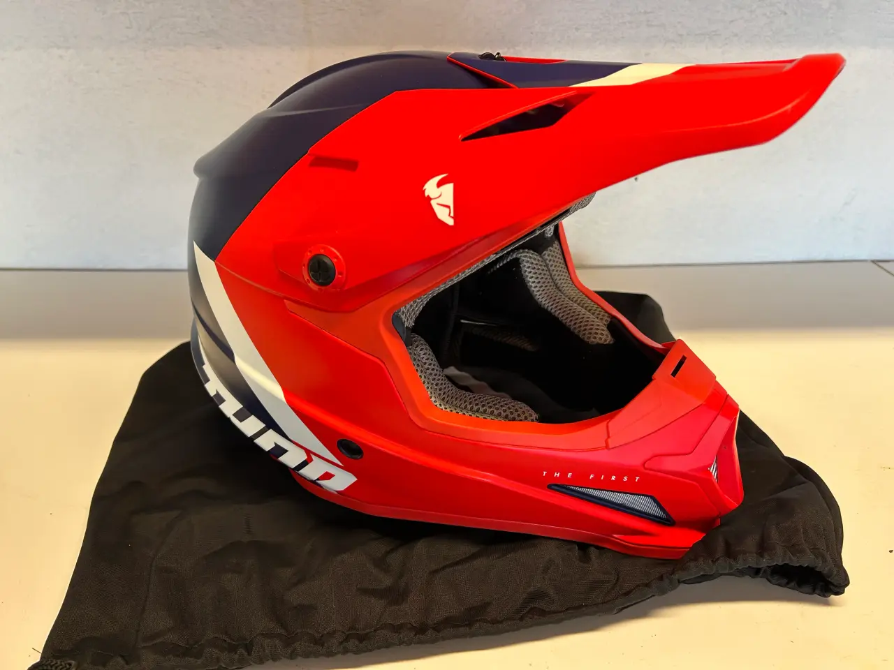 Billede 3 - Cross styrthjelm