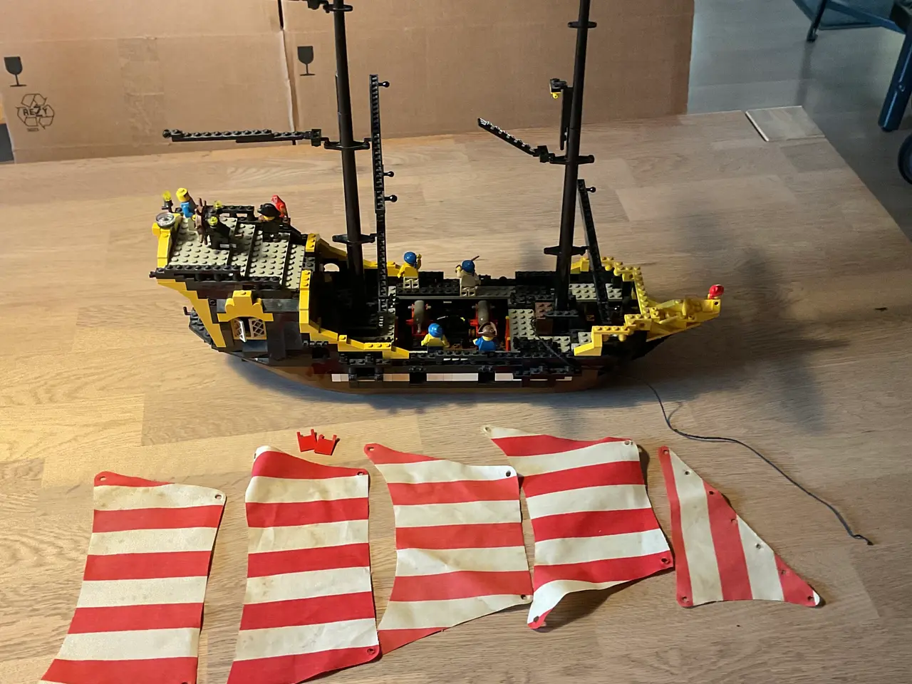 Billede 1 - Lego: Black Seas Barracuda sæt 6285 (med mangler)