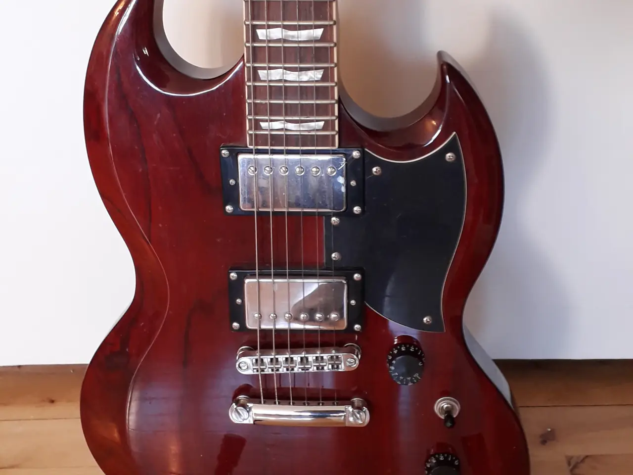 Billede 2 - Danguitar: flot ubrugt elguitar