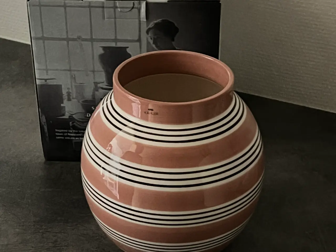 Billede 1 - Kähler omaggio nuovo vase H =20,5 cm støvet rosa