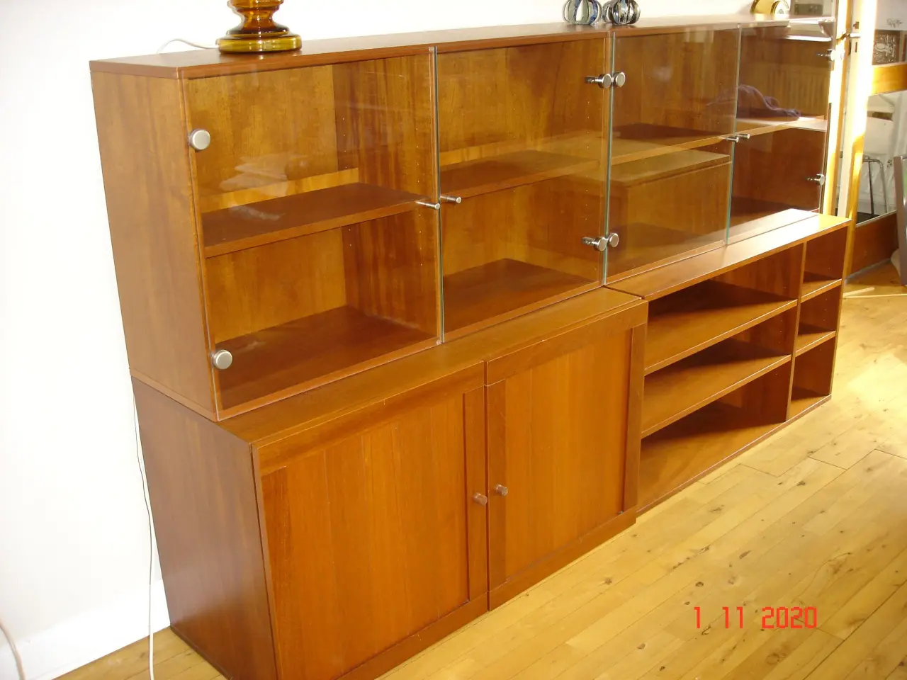 Billede 2 - Reol lys mahogny Mrk: KM