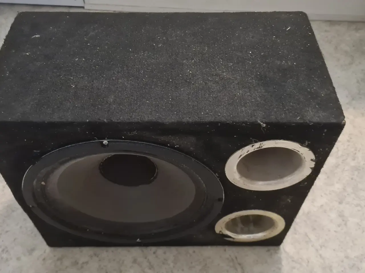 Billede 4 - Kompakt subwoofer i basrefleks-kabinet