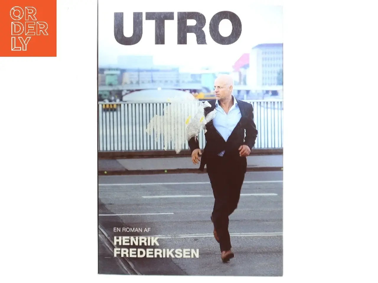 Billede 1 - Utro af Henrik Frederiksen (f. 1965) (Bog)