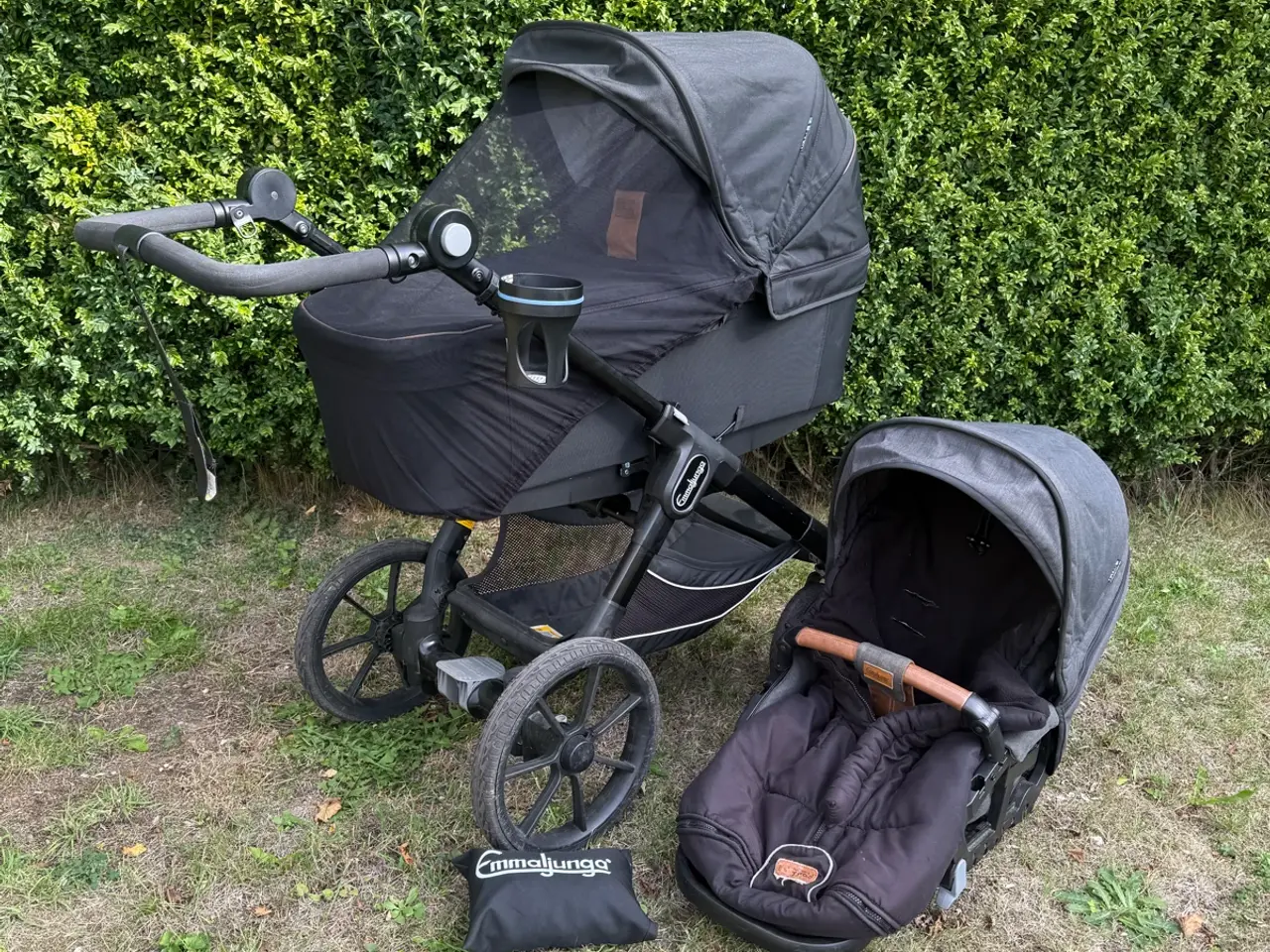 Billede 1 - Emmaljunga NXT90B barnevogn incl. Klapvognssæde