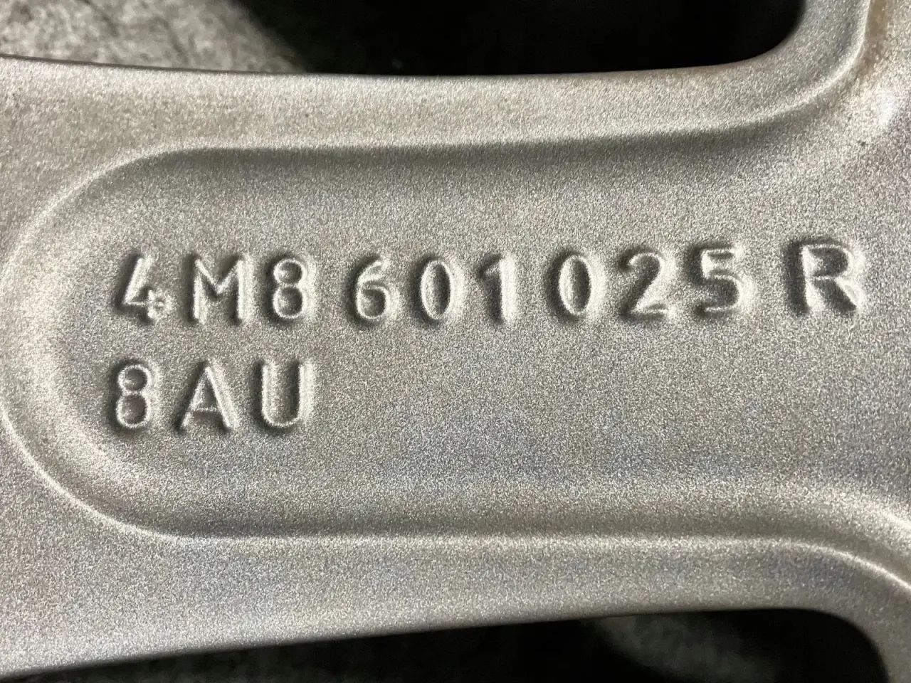 Billede 6 - ALUFÆLGE AUDI Q8 RSQ8 23"