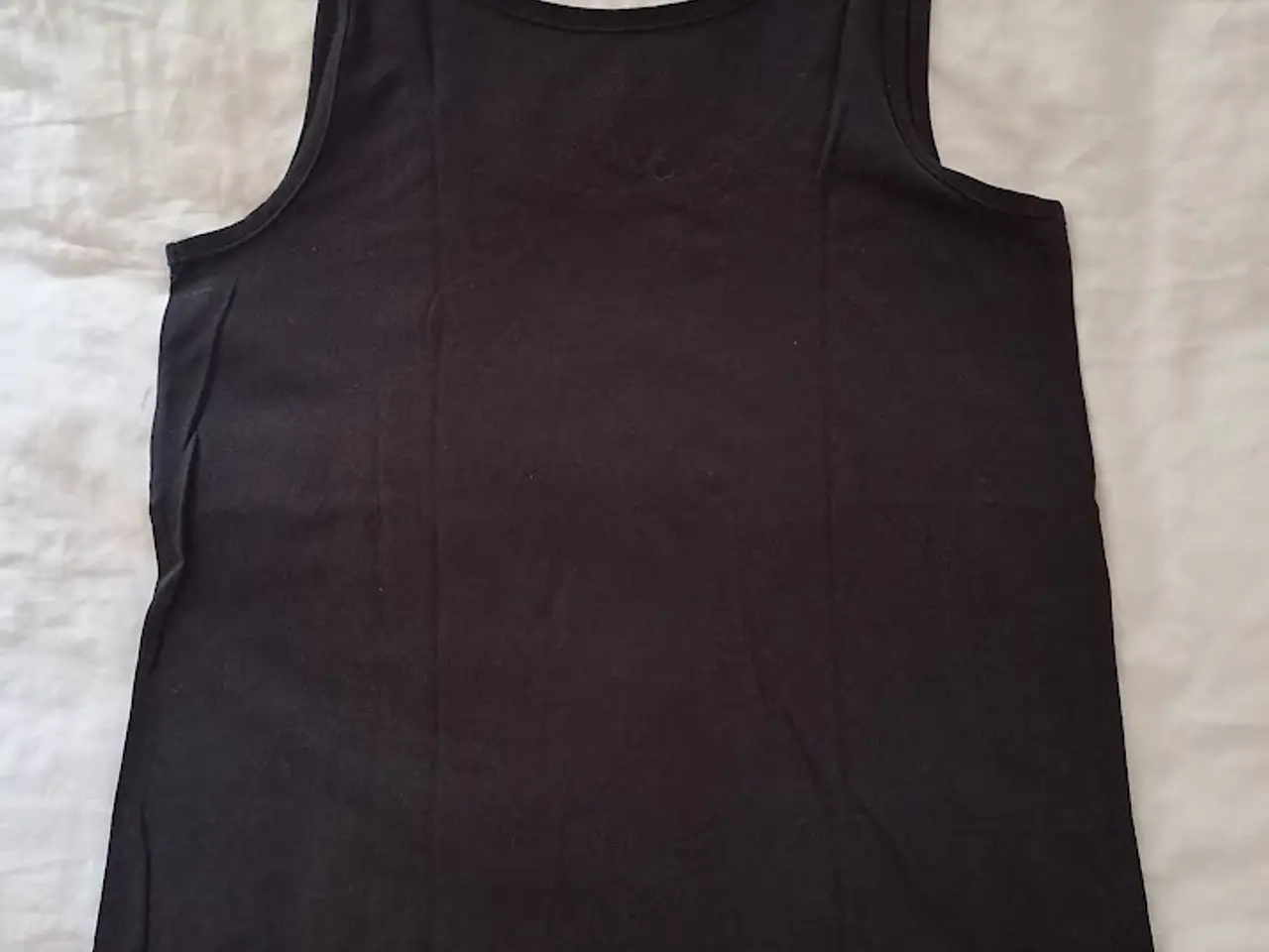 Billede 2 - Marc Lauge tanktop M med palliet/perle pynt.