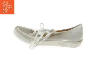Hvide sneakers (str. 28 cm)