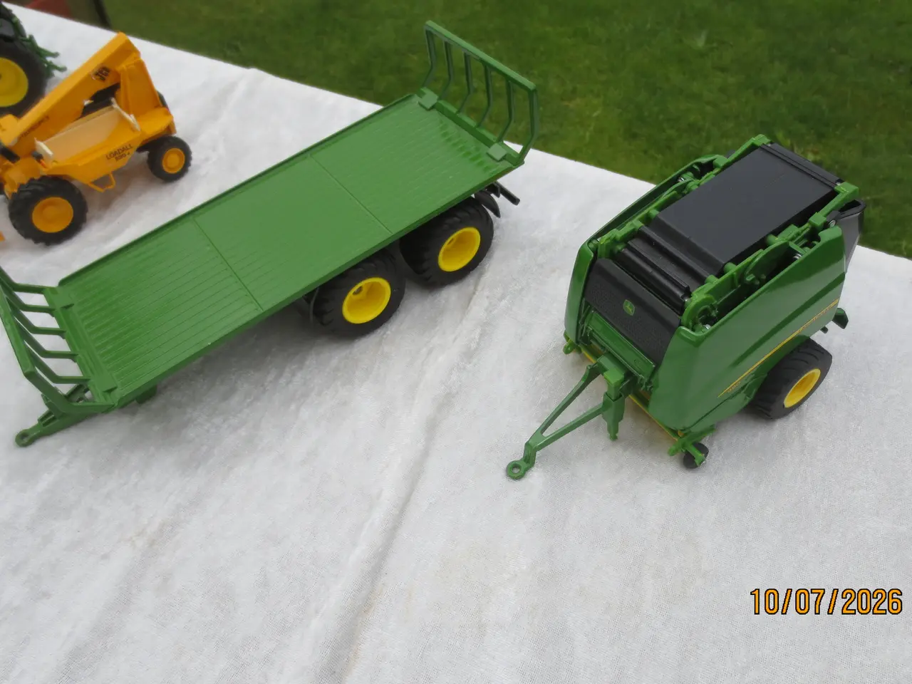 Billede 4 - 2 stk Modeltraktor John Deere 6920s -6820 