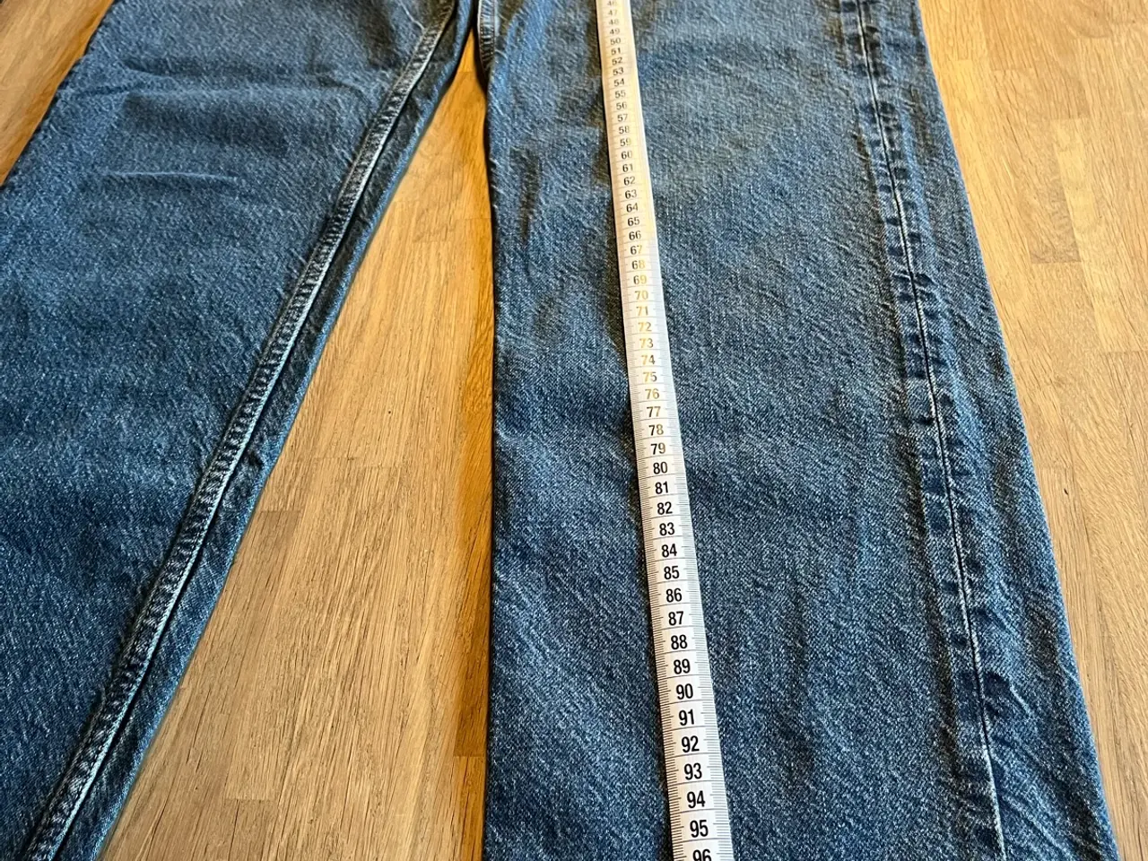Billede 3 - Blå denim jeans str. 36 fra gina tricot