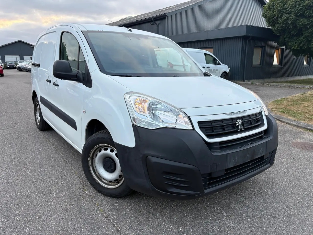 Billede 1 - Peugeot Partner 1,6 BlueHDi 100 L1 Flex Van