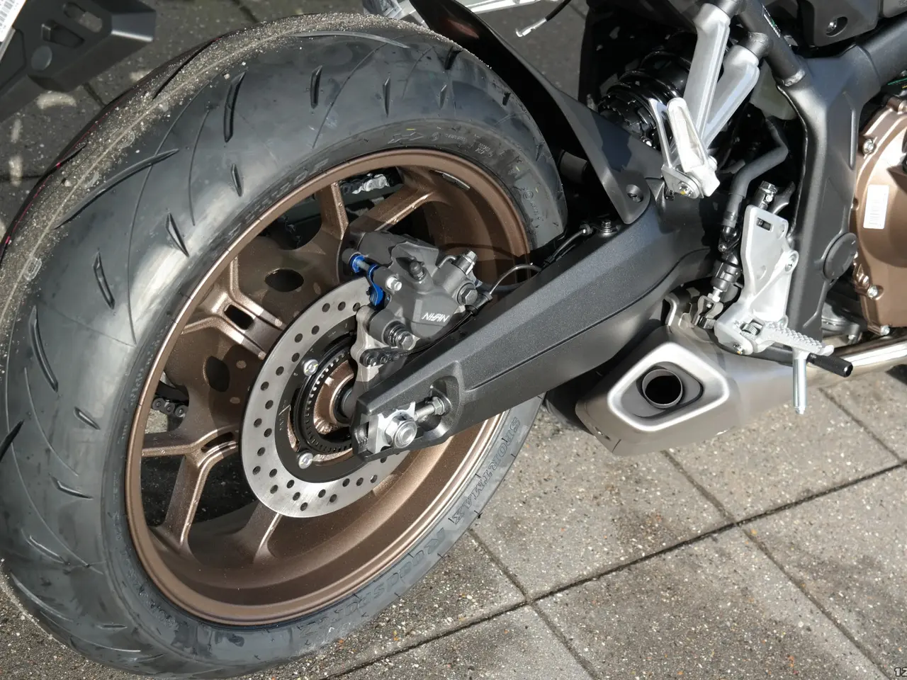 Billede 7 - Honda CB 650 R E-Clutch MC-SYD BYTTER GERNE
