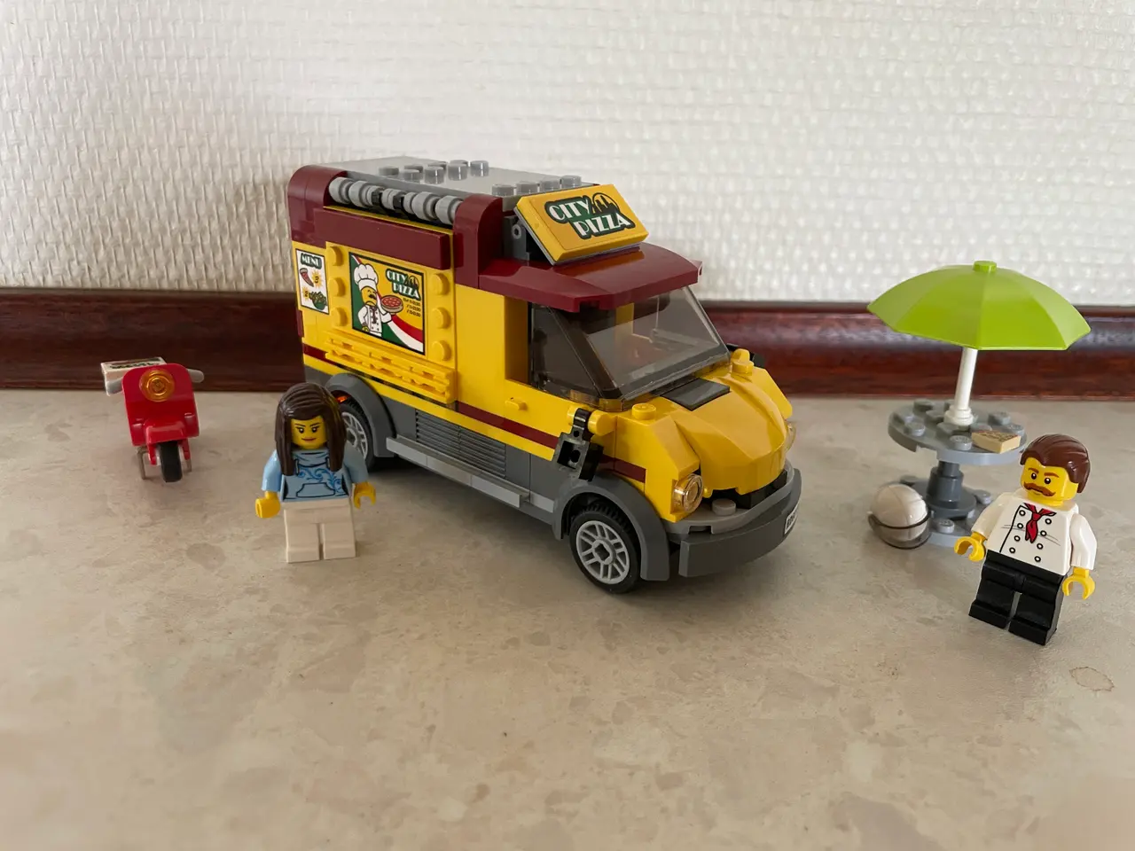 Billede 2 - Lego City 60150 Pizzavogn
