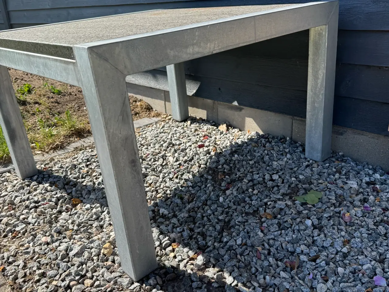 Billede 3 - Havebord med granitplade