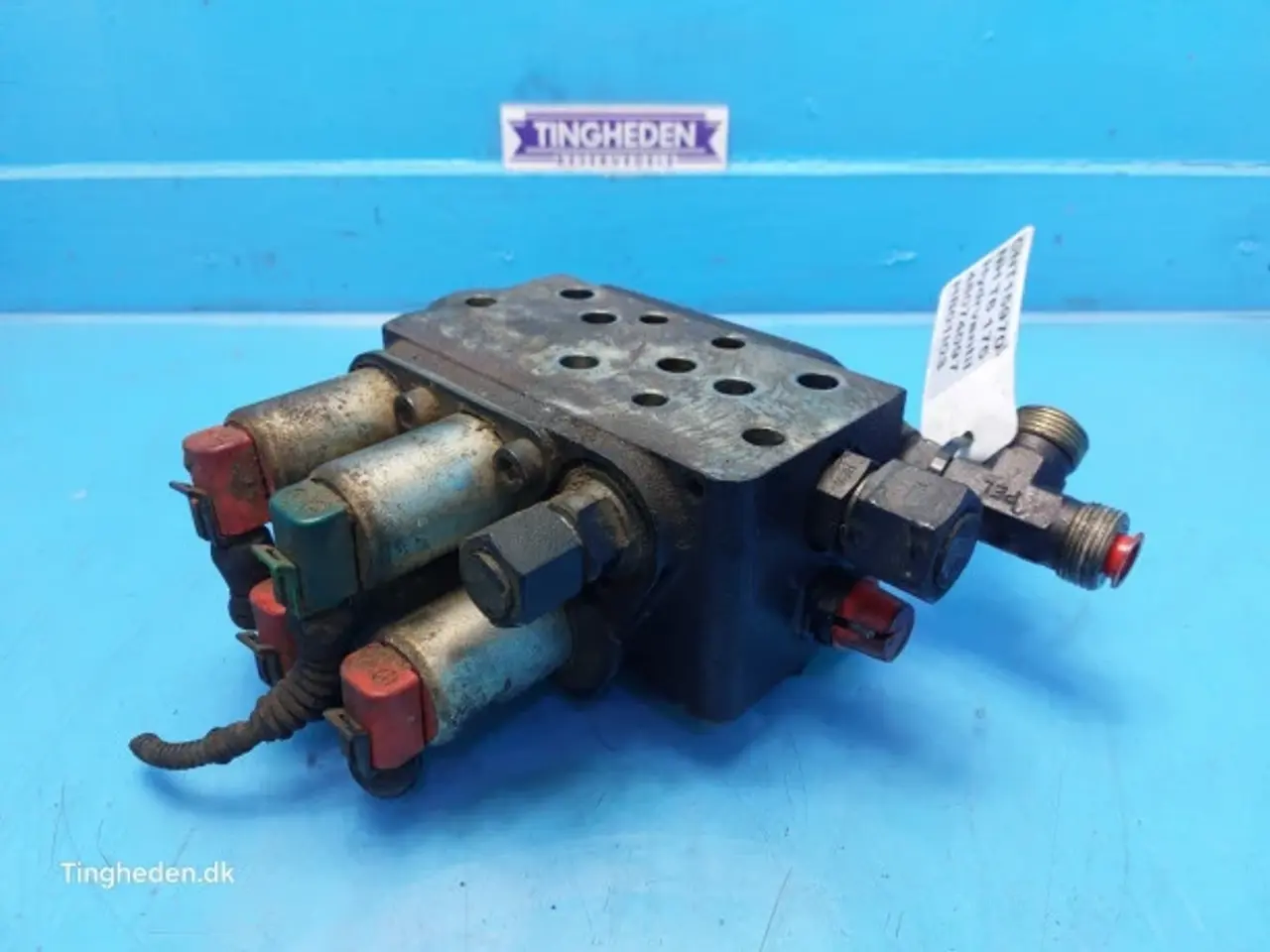 Billede 17 - New Holland T6 Hydraulikventil 48074097