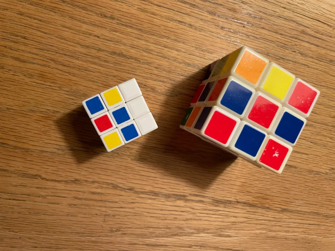 Billede 1 - 2 Rubiks Terninger 3x3 og 3x3.