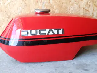 Ducati 860GT 1975 Plade-dele mm.